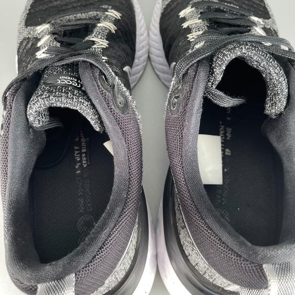 Nike React Infinity Run Flyknit Men's 10 Black White Running Shoes Sneakers GUC - Picture 8 of 9